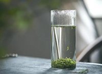 中國茶葉的三大類： 綠茶、紅茶、烏龍茶